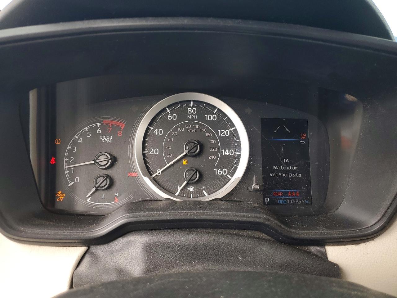 2020 TOYOTA COROLLA LE photo 17
