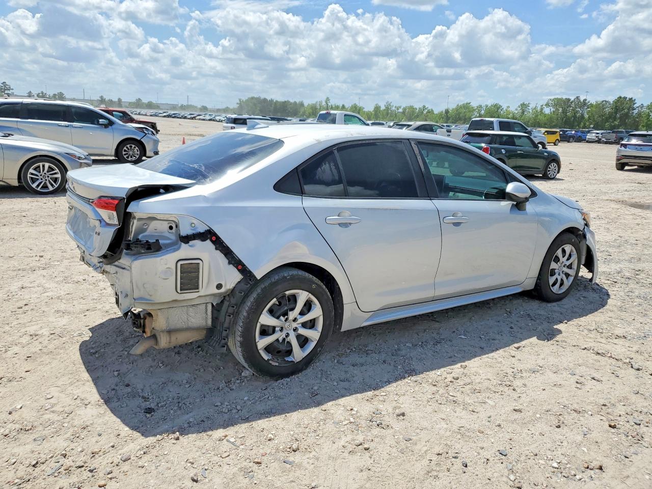 2020 TOYOTA COROLLA LE photo 5