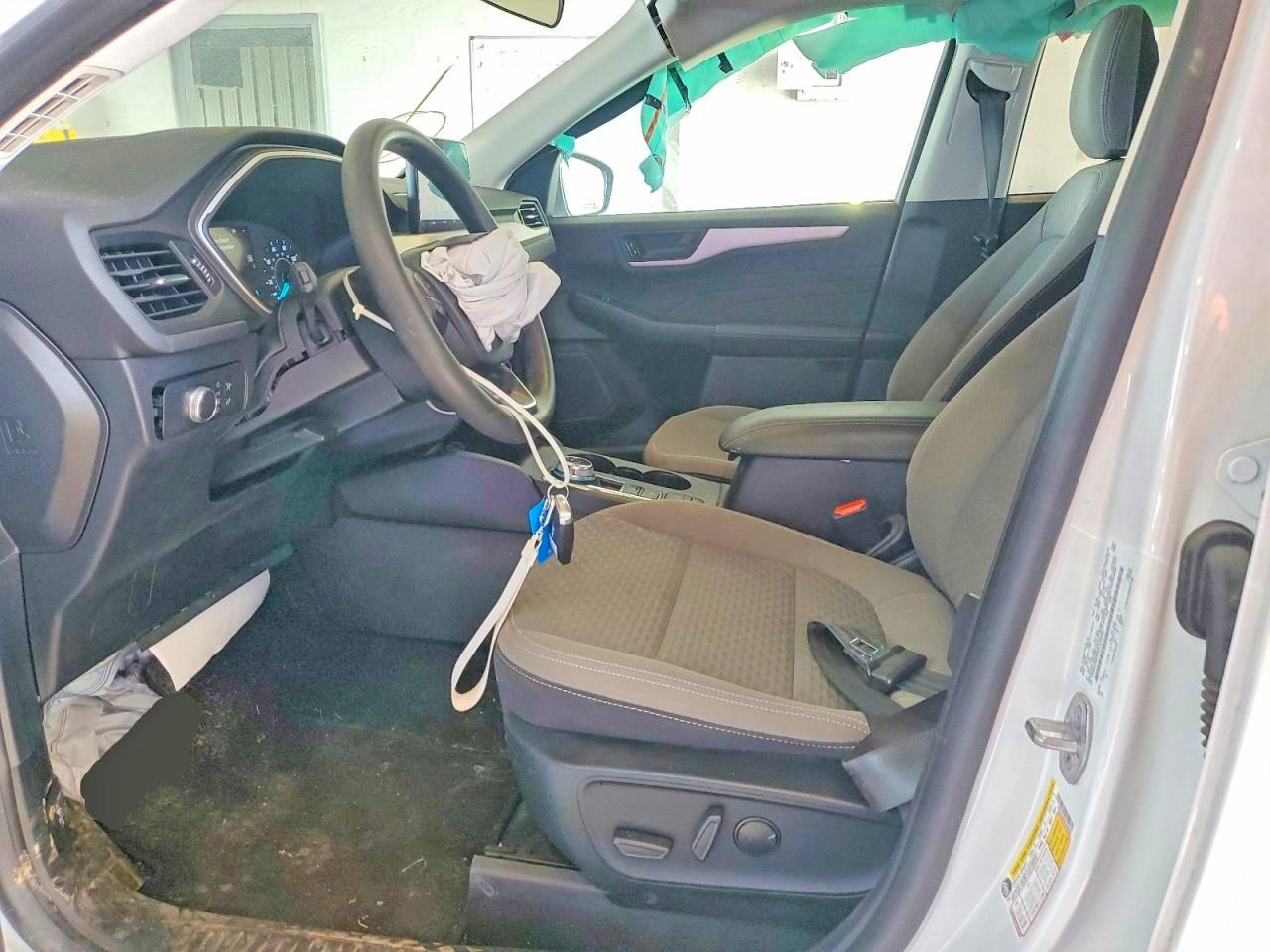 2022 FORD ESCAPE SE photo 7