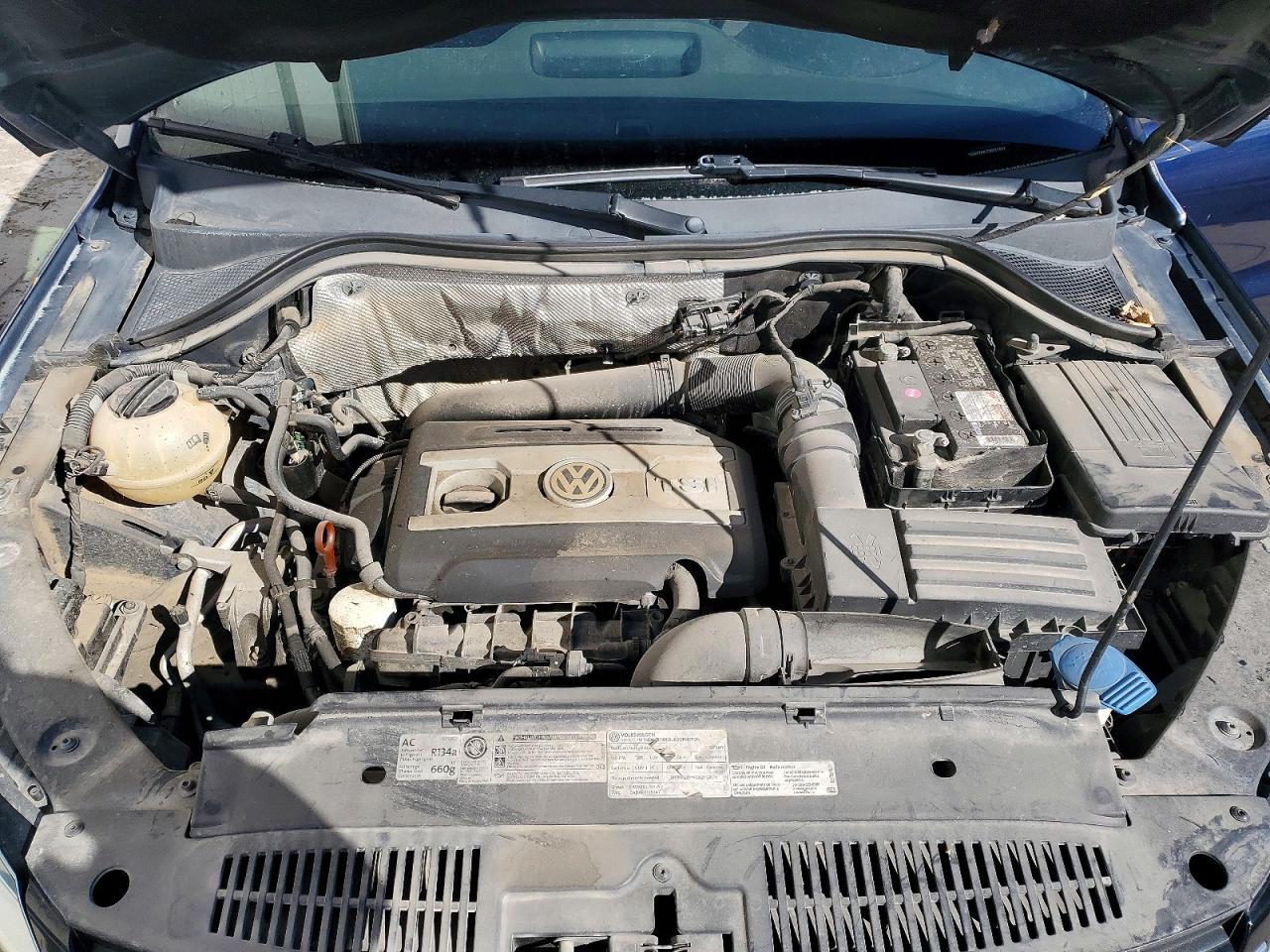 2012 VOLKSWAGEN TIGUAN S photo 34