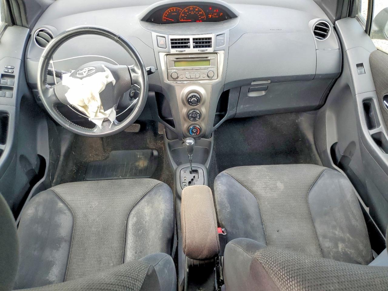 2009 TOYOTA YARIS S photo 22