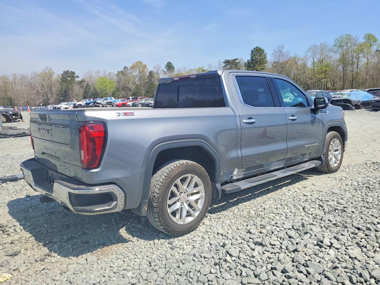 2021 GMC SIERRA K1500 SLT photo 5