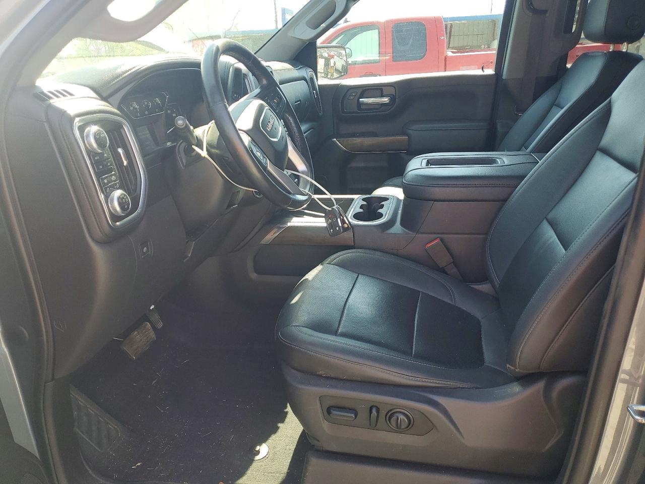 2021 GMC SIERRA K1500 SLT photo 13