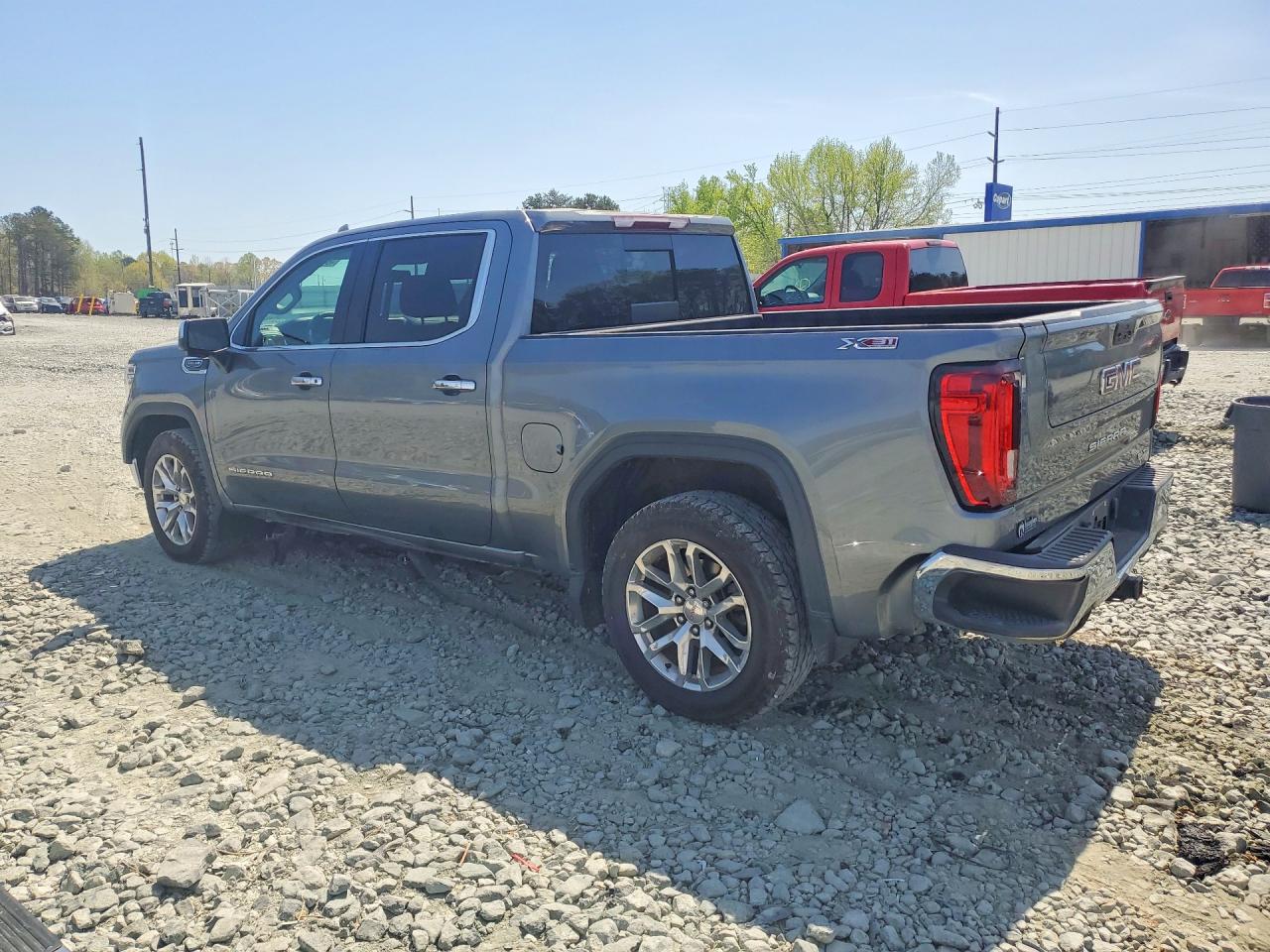 2021 GMC SIERRA K1500 SLT photo 3