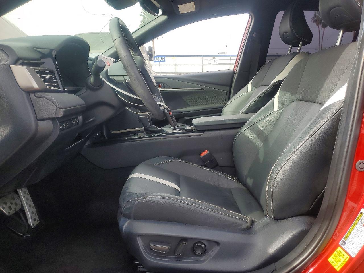 2025 TOYOTA CAMRY SE photo 7