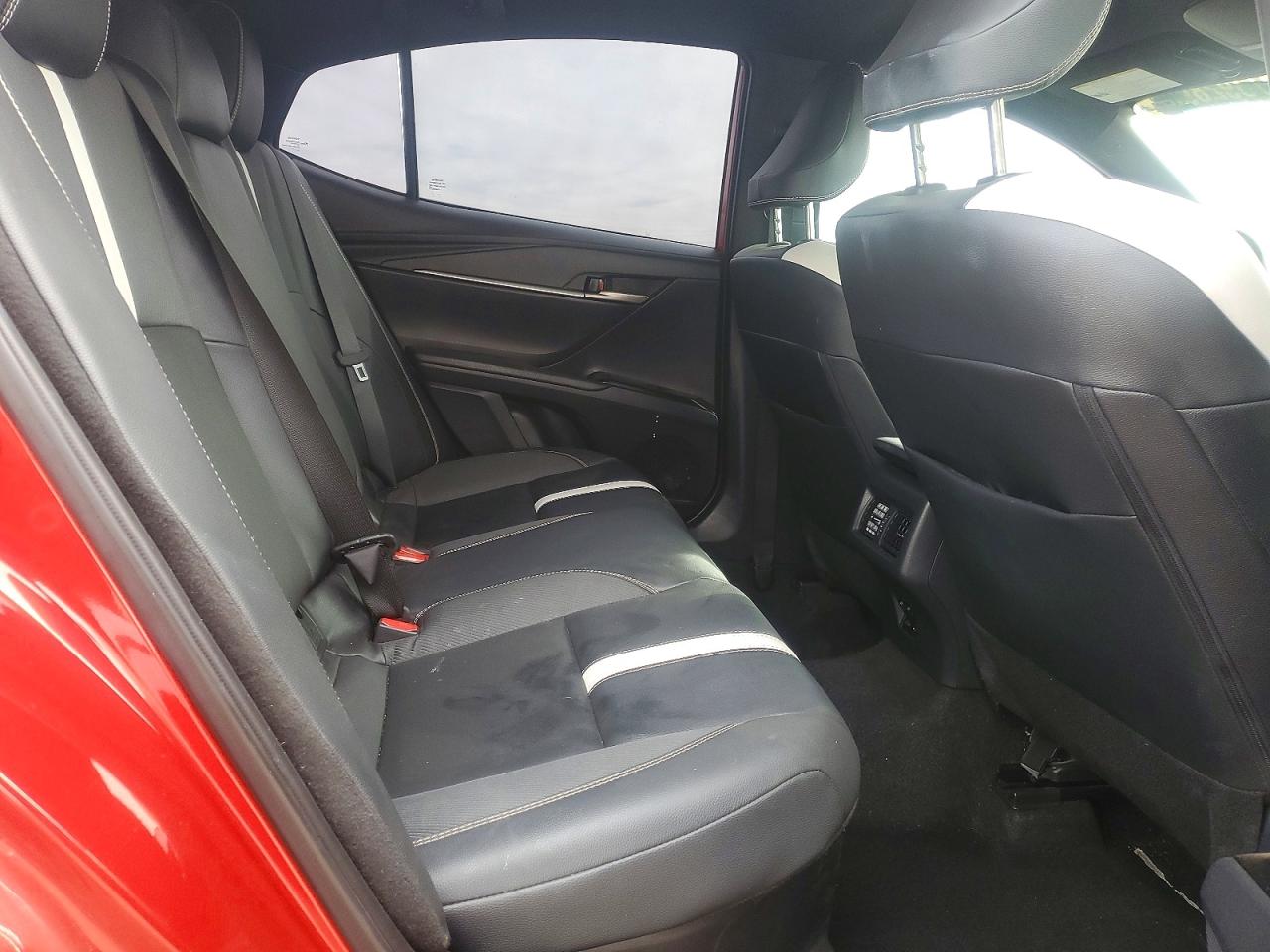 2025 TOYOTA CAMRY SE photo 10