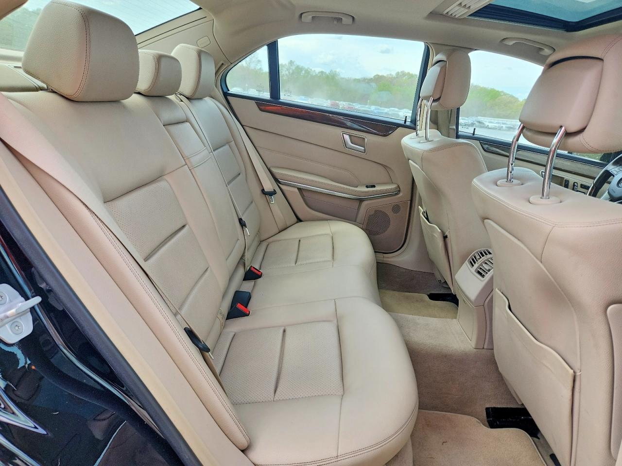 2014 MERCEDES-BENZ E 350 4MATIC photo 19