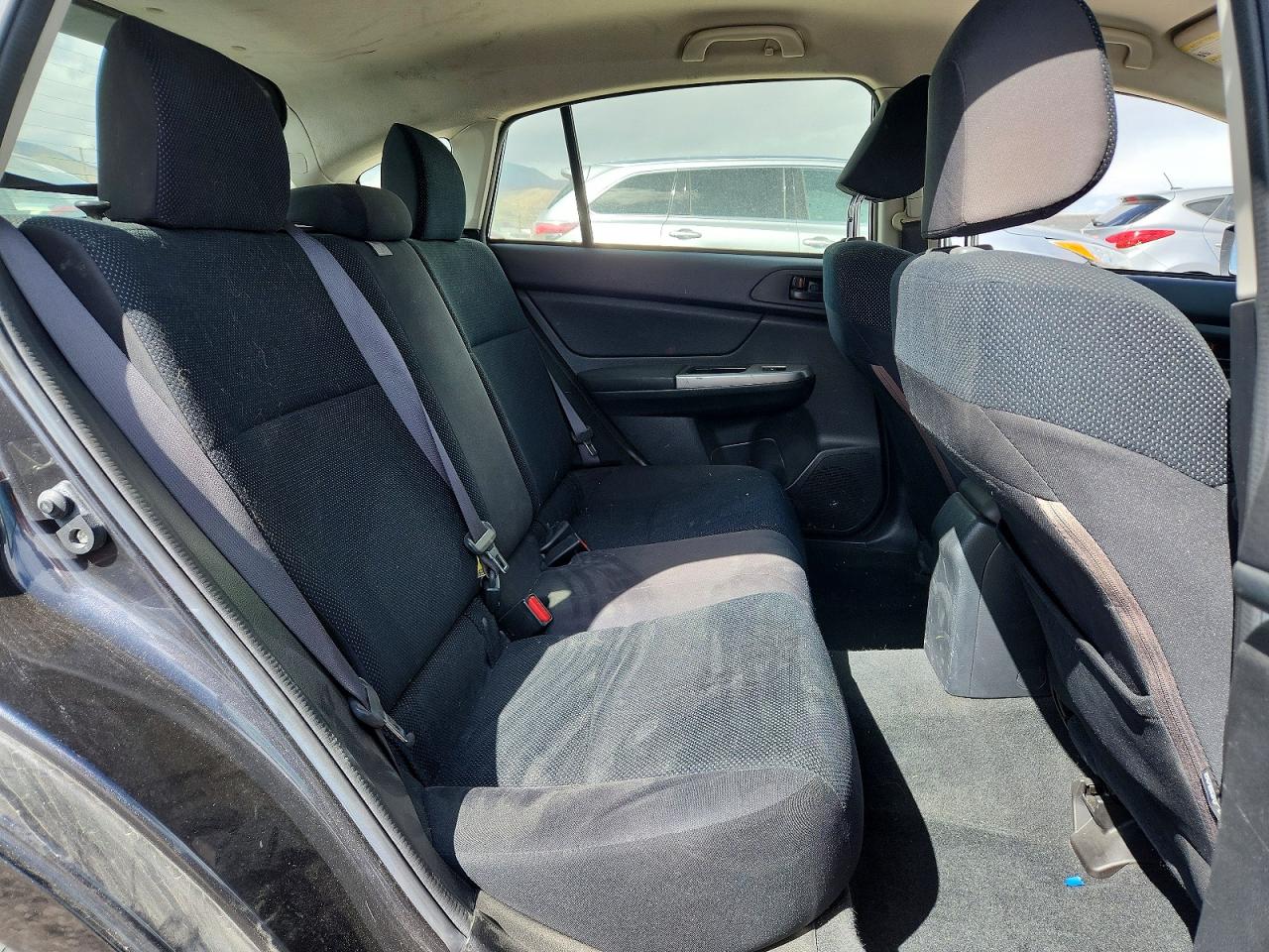 2016 SUBARU IMPREZA photo 10