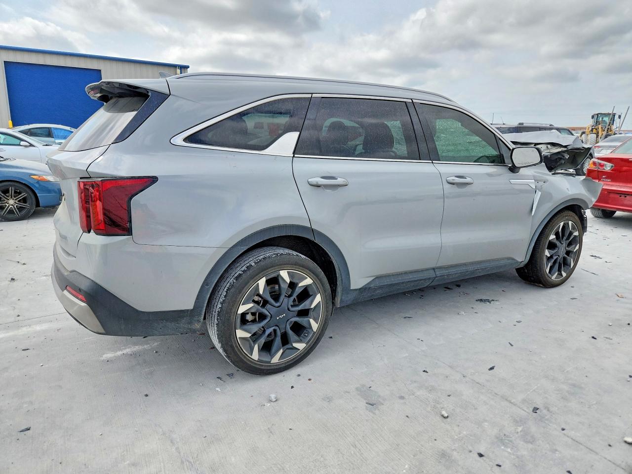 2024 KIA SORENTO SX photo 3