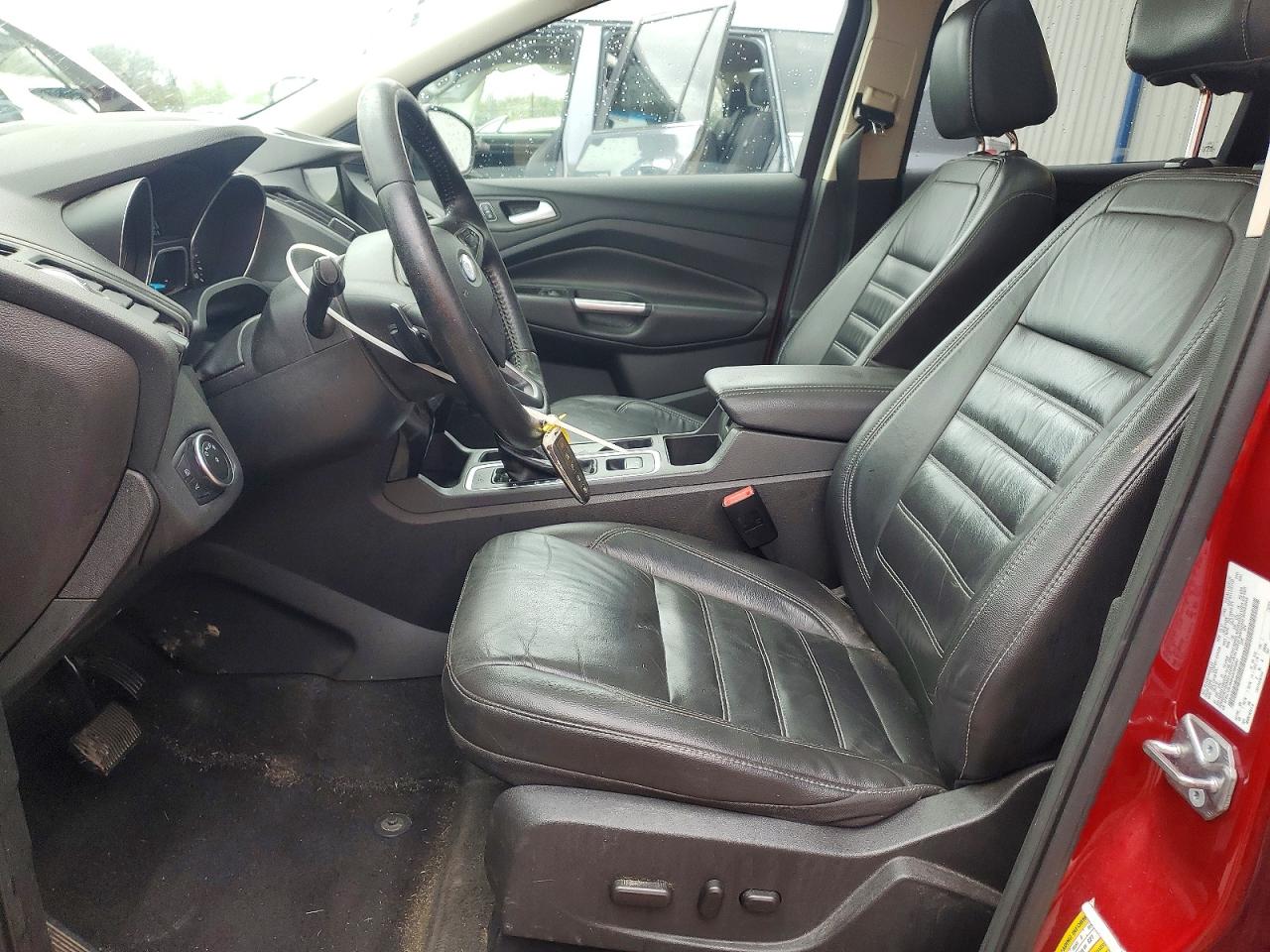 2017 FORD ESCAPE TITANIUM photo 19
