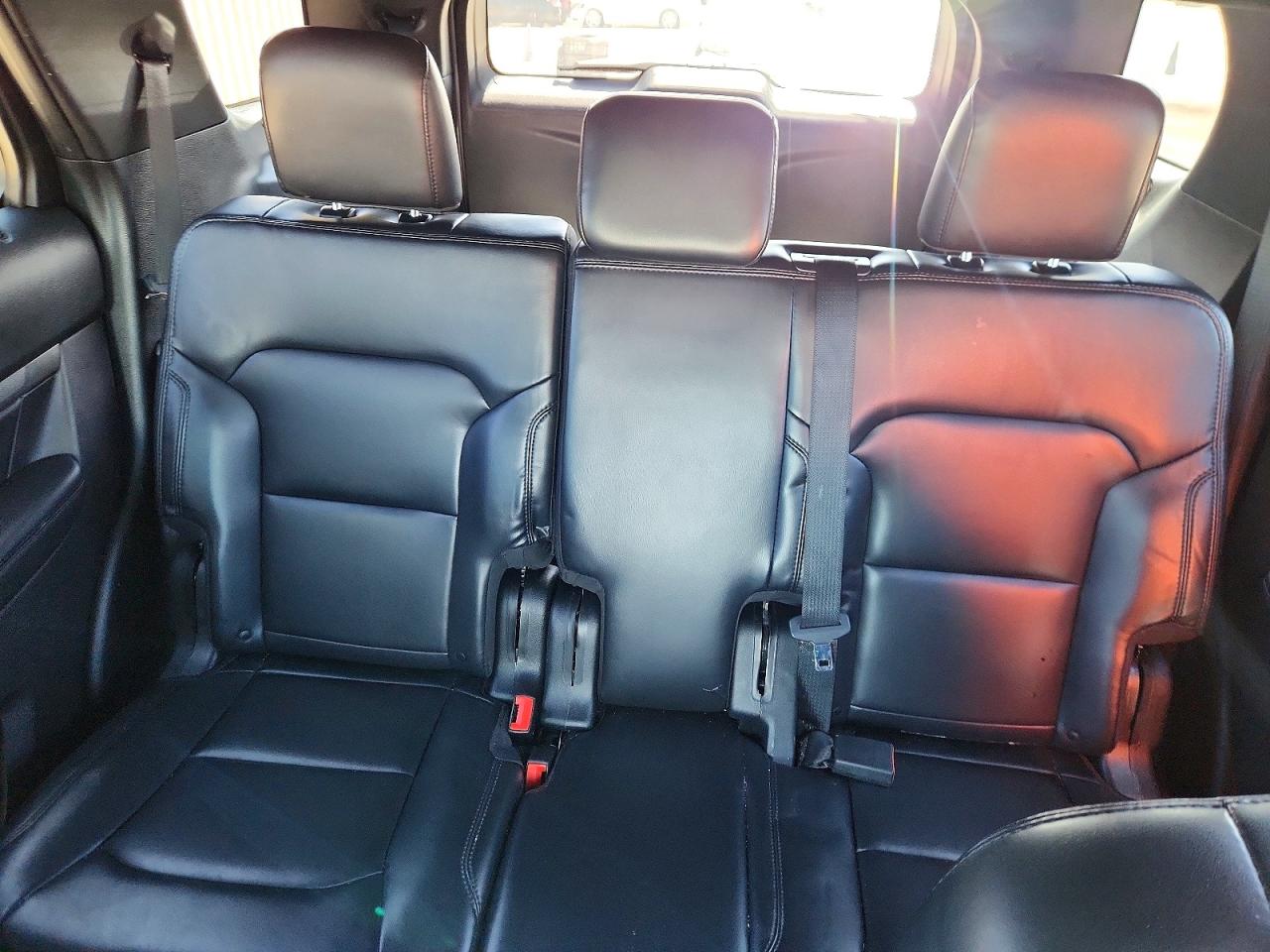 2019 FORD EXPLORER XLT photo 28