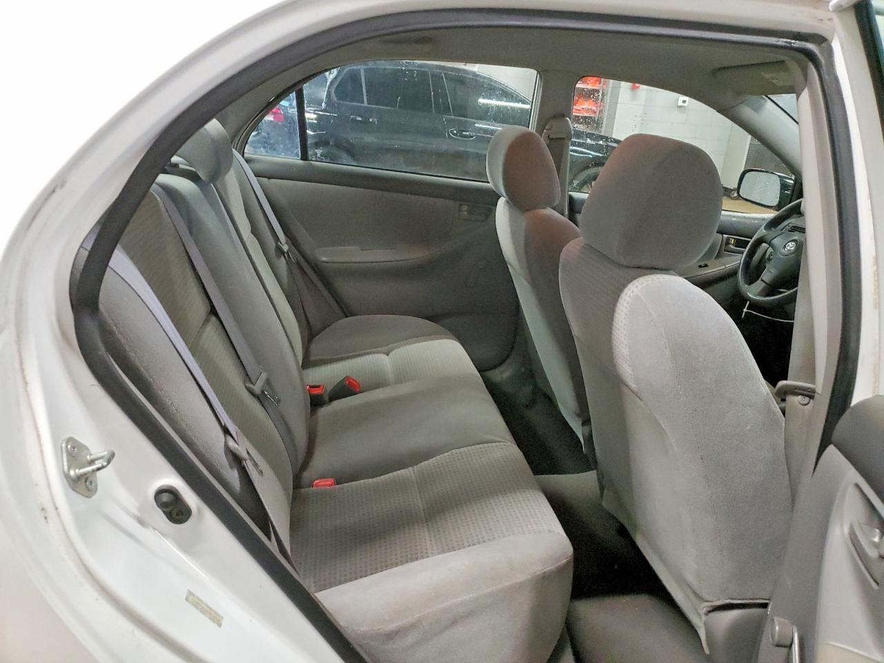 2006 TOYOTA COROLLA CE photo 19