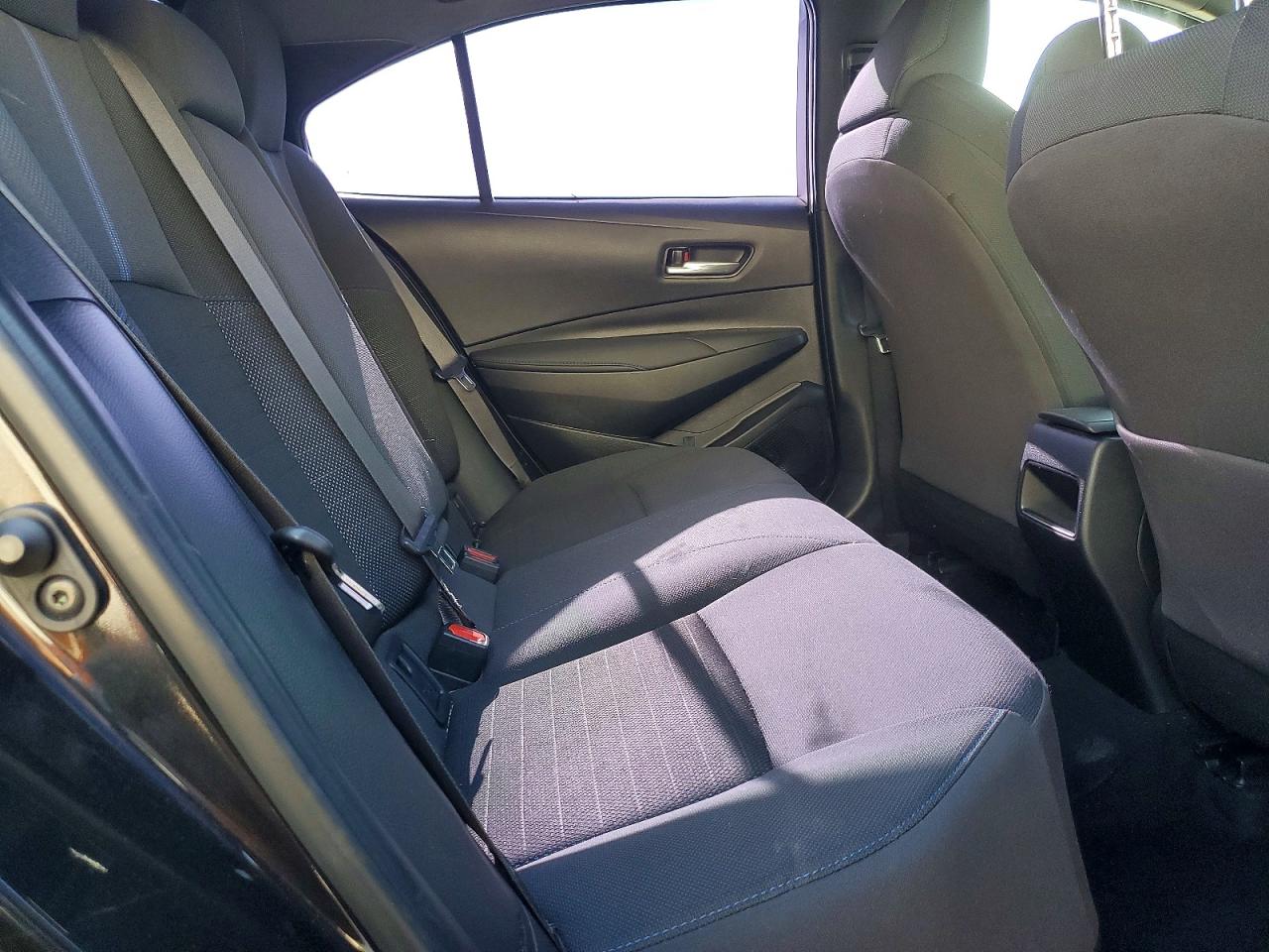 2021 TOYOTA COROLLA SE NIGHTSHADE EDITION photo 28