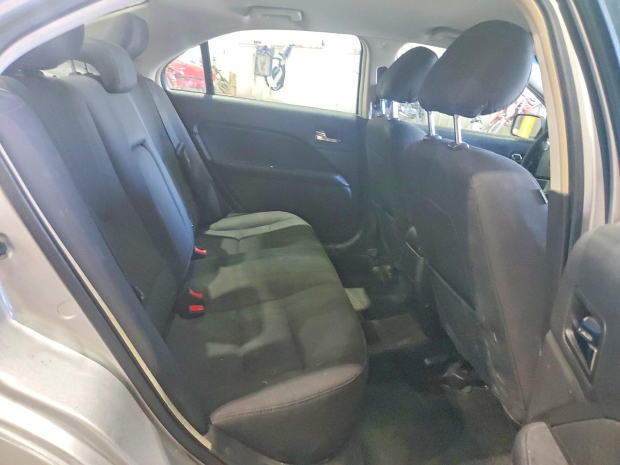 2012 FORD FUSION SE photo 19