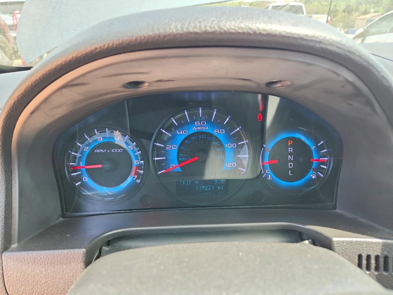 2012 FORD FUSION SE photo 25