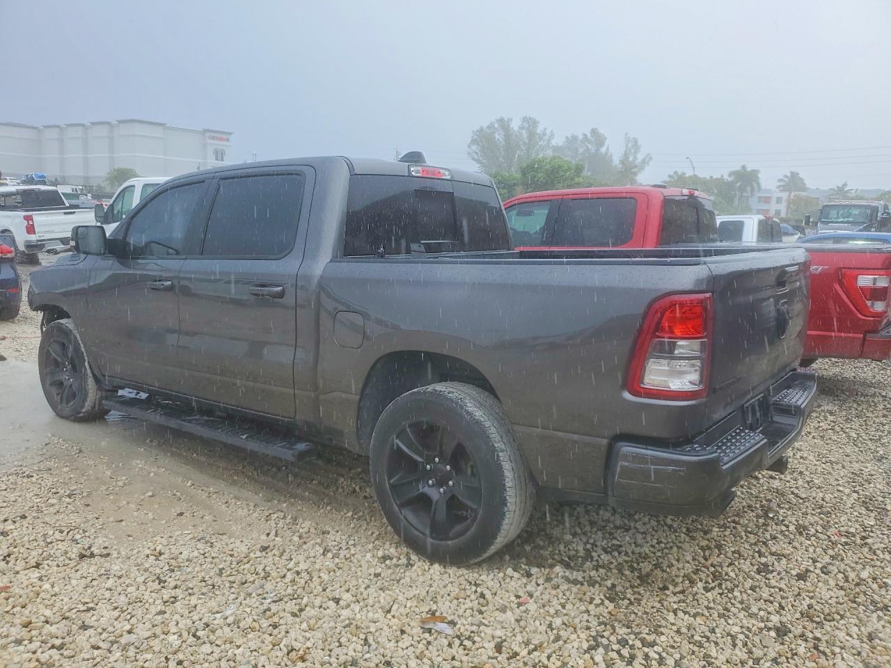2021 RAM 1500 BIG HORN photo 4