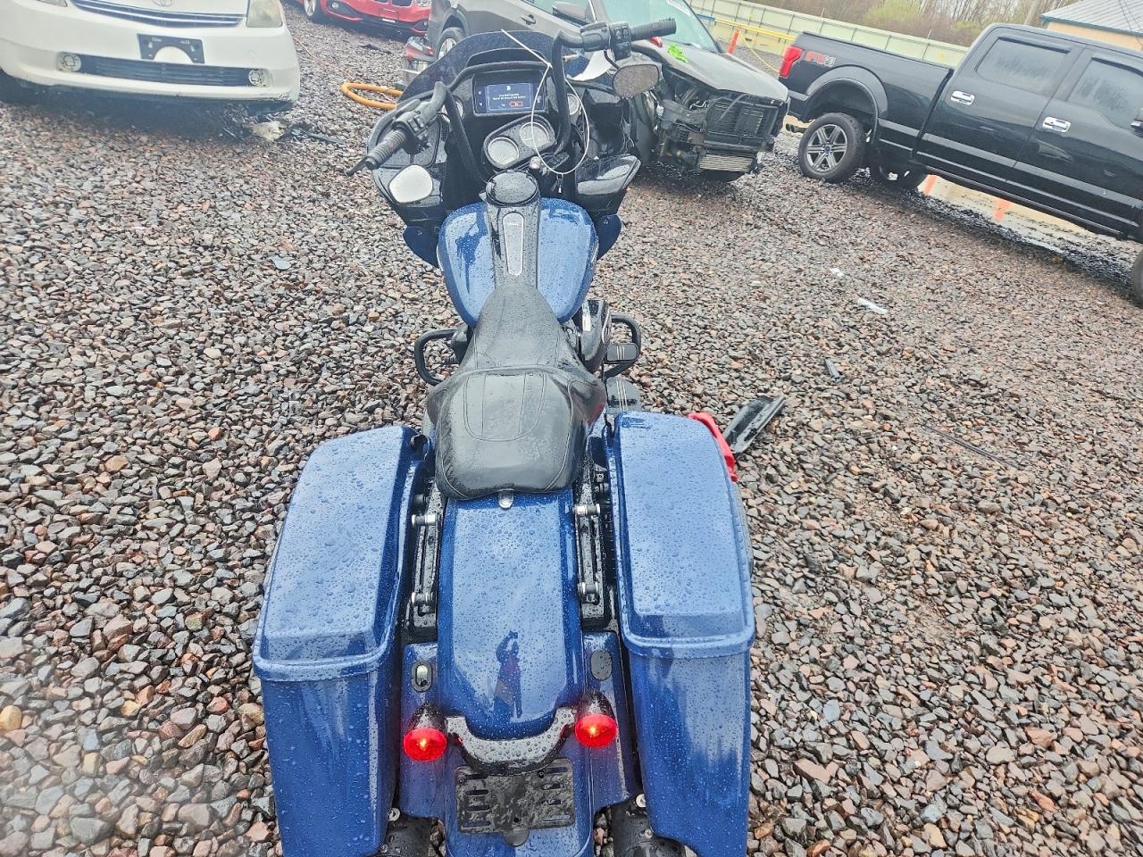 2019 HARLEY-DAVIDSON FLTRXS photo 6