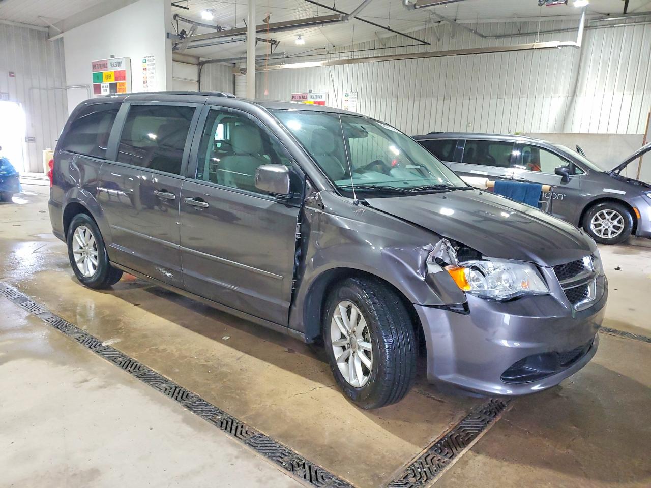2015 DODGE GRAND CARAVAN SXT photo 10