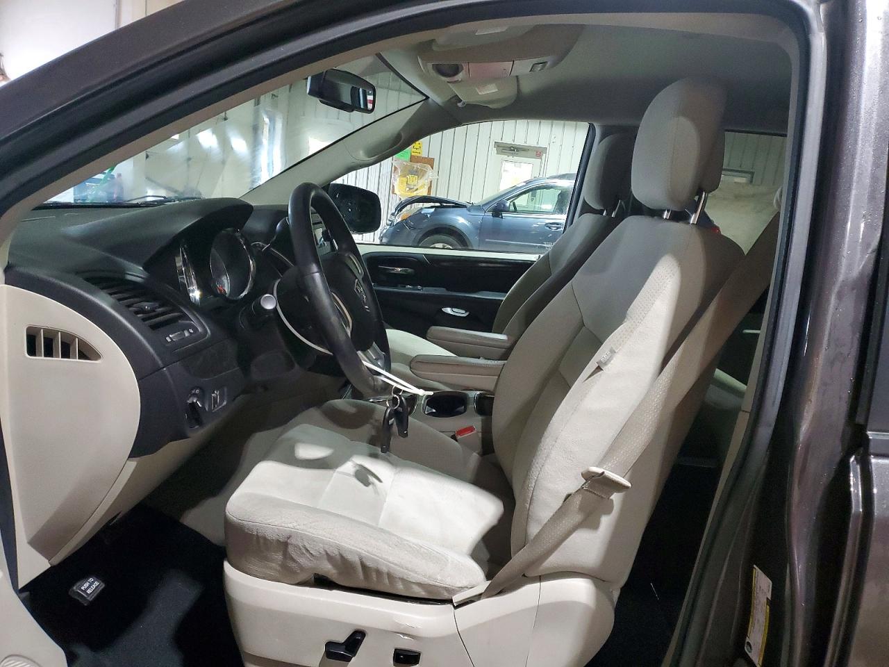 2015 DODGE GRAND CARAVAN SXT photo 19