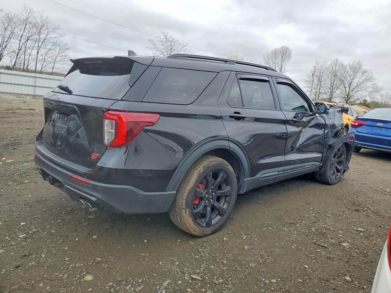 2021 FORD EXPLORER ST photo 7