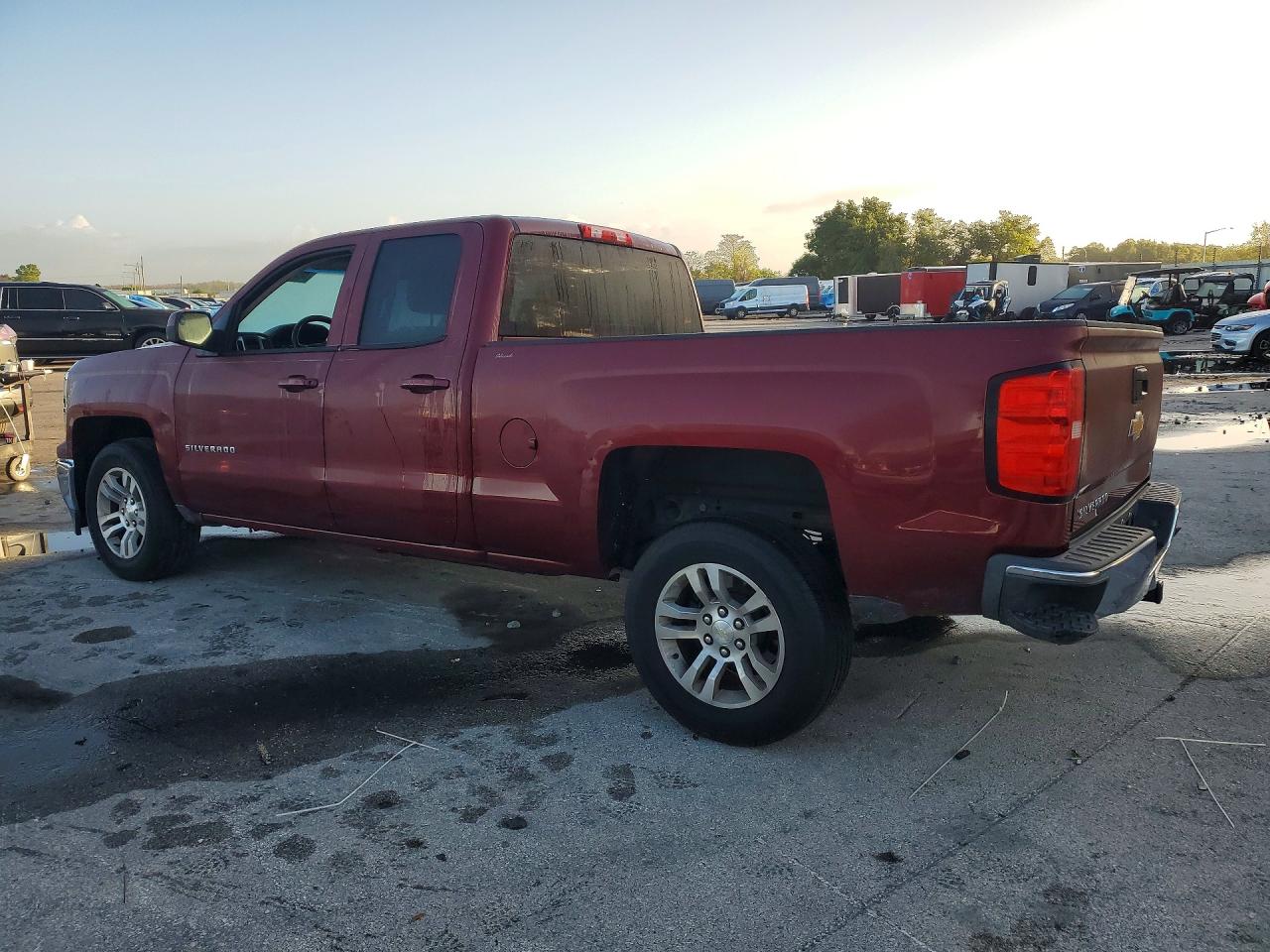 2014 CHEVROLET SILVERADO C1500 LT photo 2