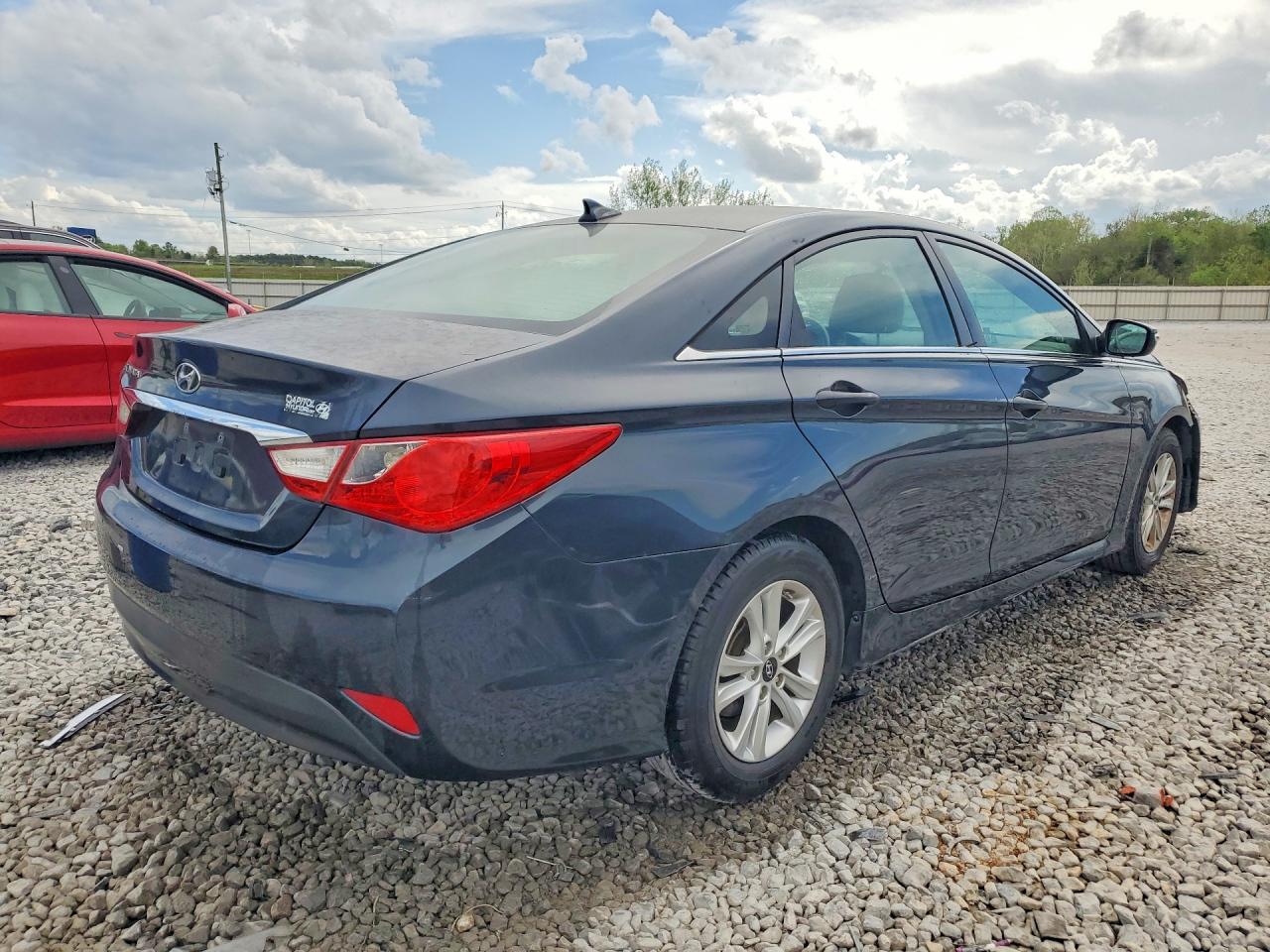 2014 HYUNDAI SONATA GLS photo 3