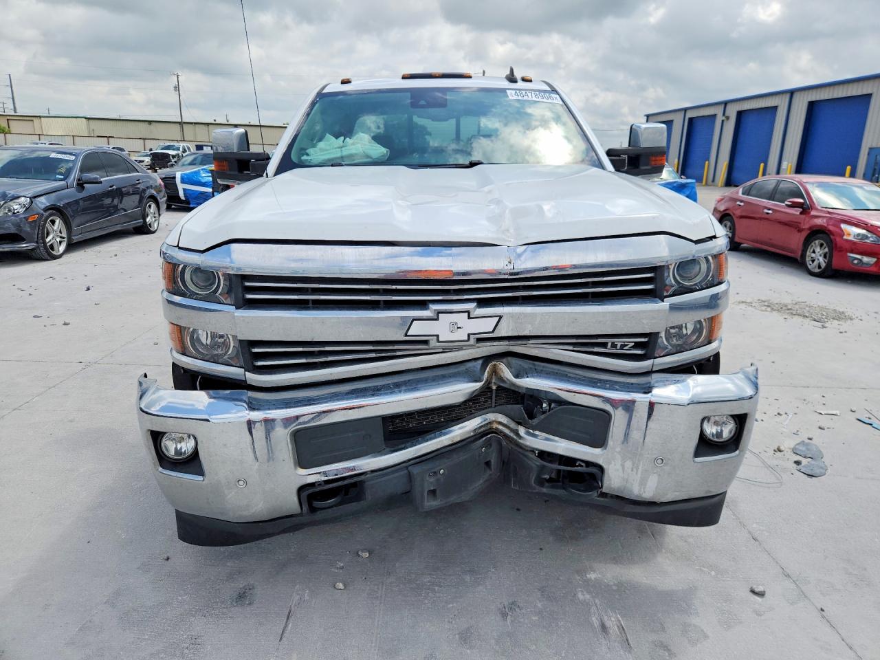 2019 CHEVROLET SILVERADO C2500 HEAVY DUTY LTZ photo 9