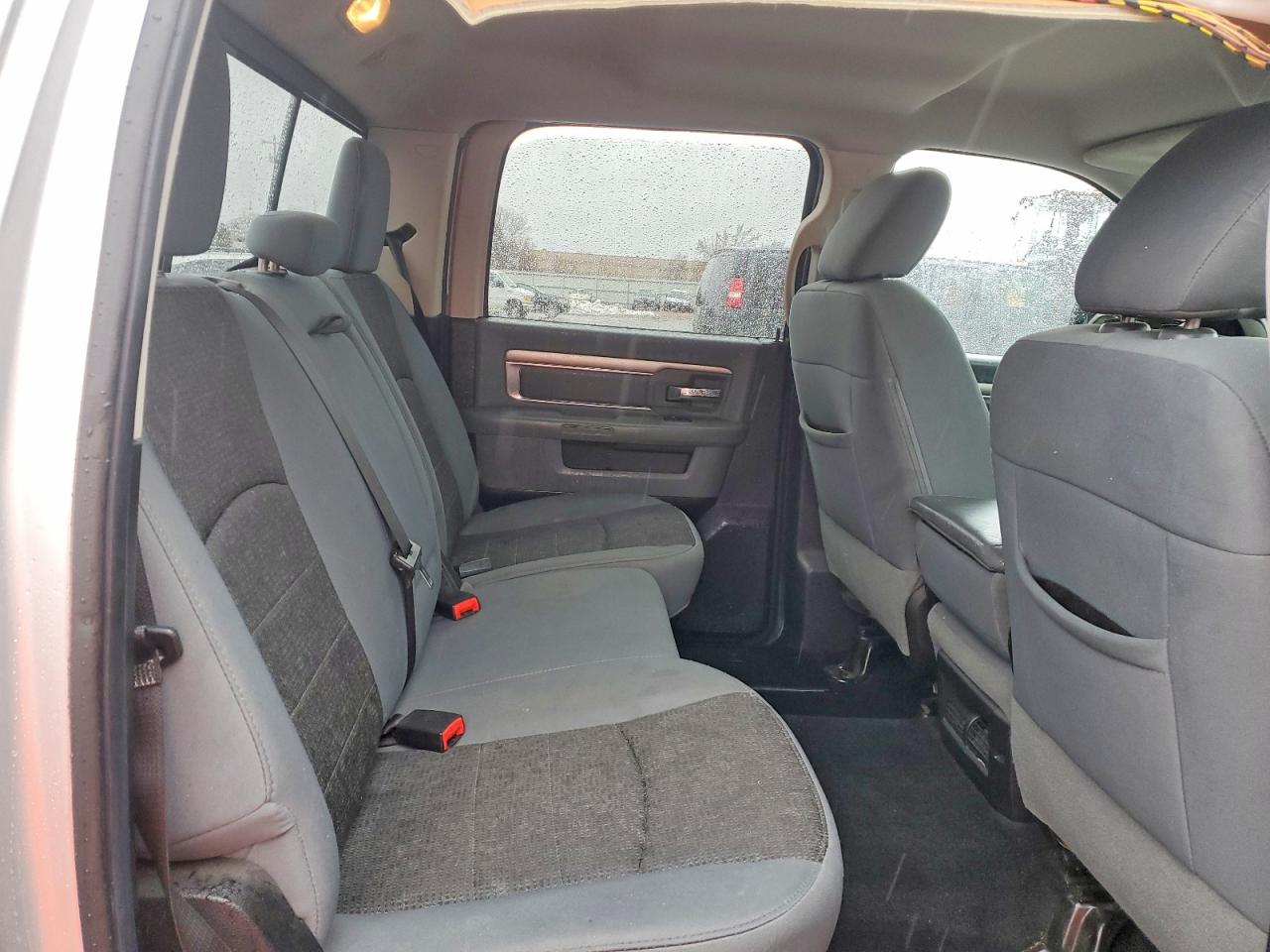 2014 RAM 1500 SLT photo 19