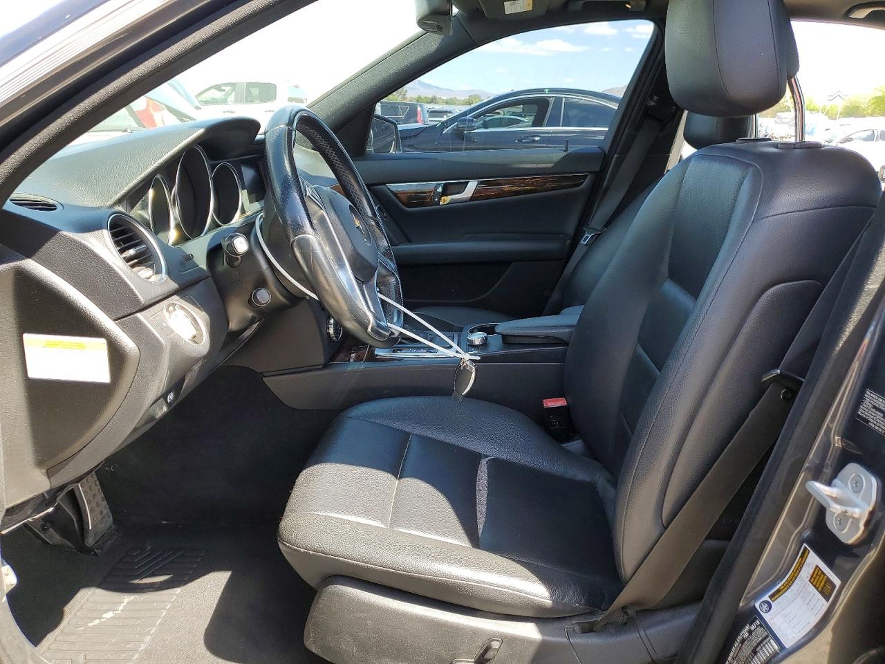 2013 MERCEDES-BENZ C 250 photo 19
