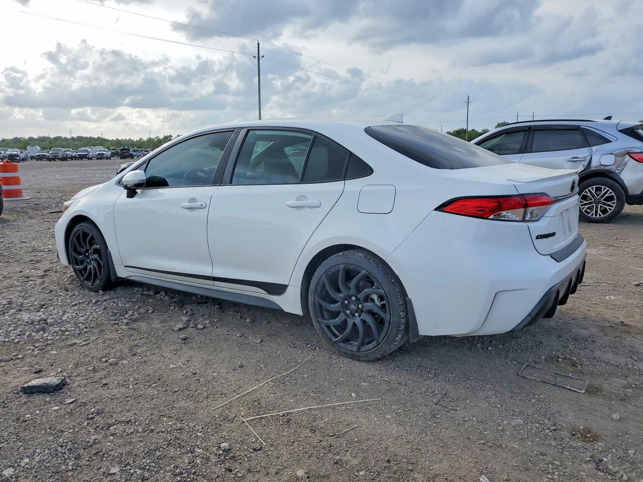 2024 TOYOTA COROLLA photo 4