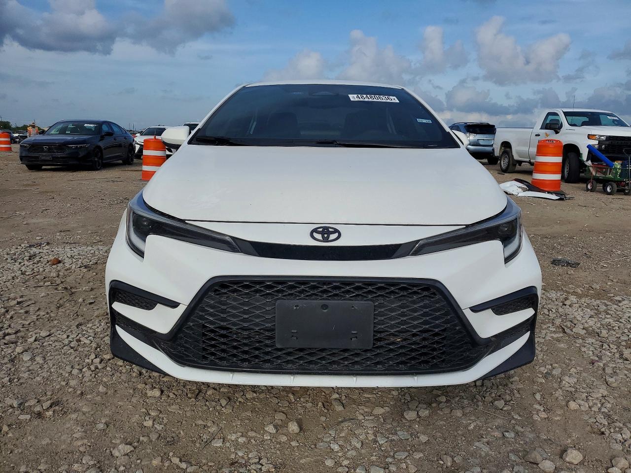 2024 TOYOTA COROLLA photo 13