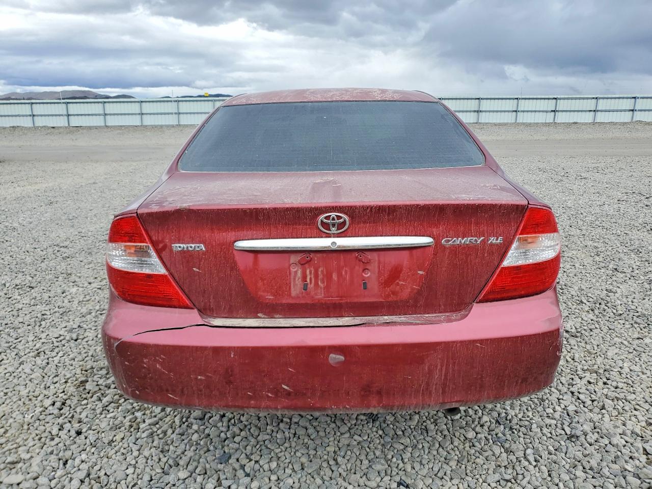 2002 TOYOTA CAMRY XLE photo 11
