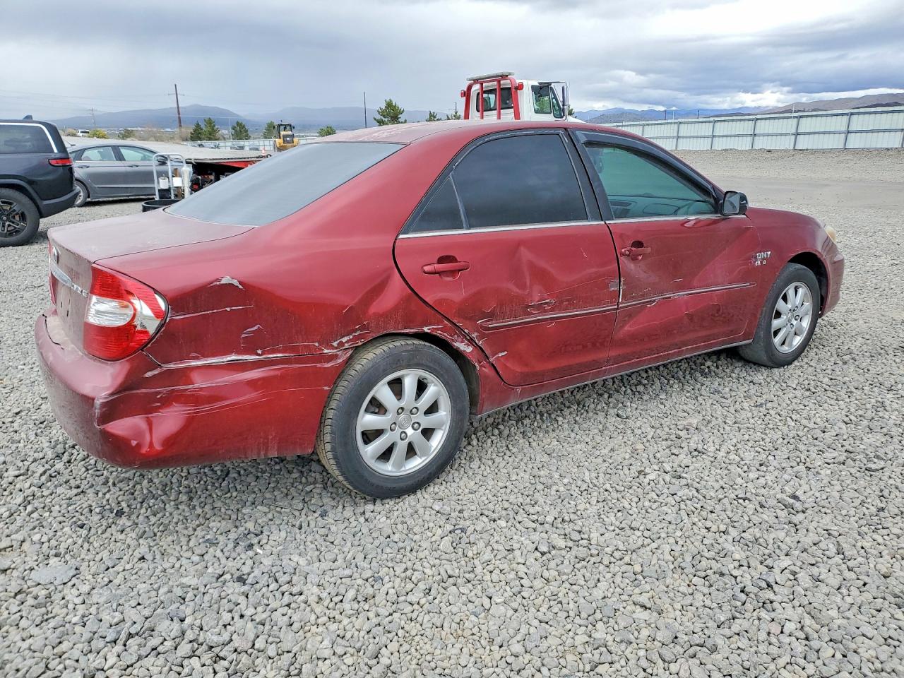 2002 TOYOTA CAMRY XLE photo 5