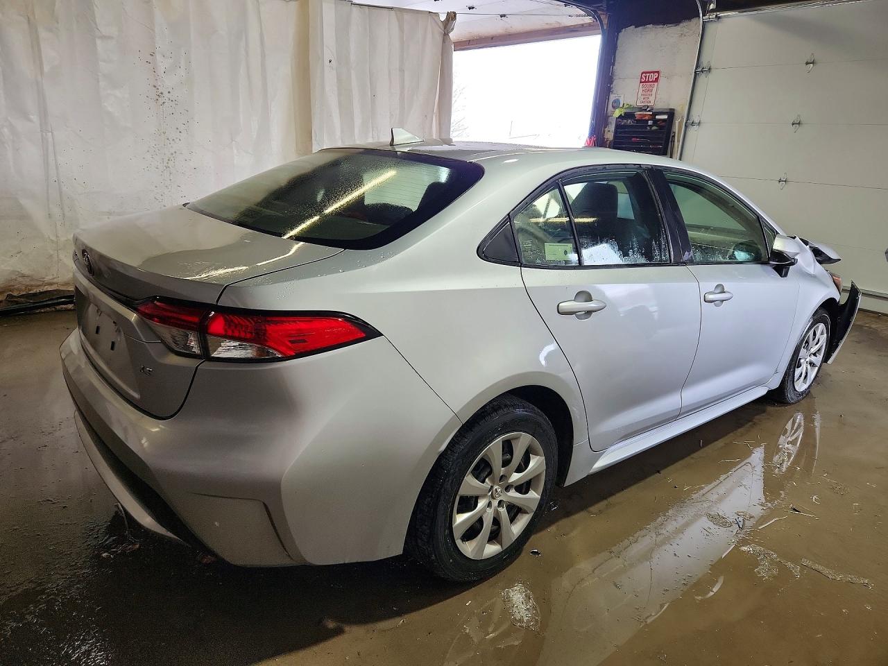 2021 TOYOTA COROLLA LE photo 5