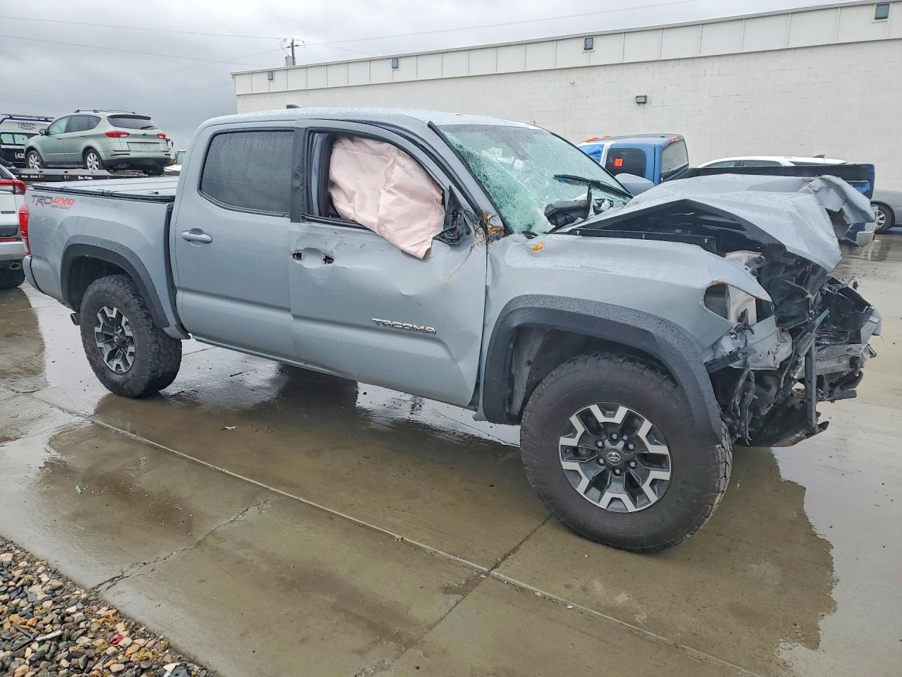 2019 TOYOTA TACOMA TRD OFF-ROAD photo 7
