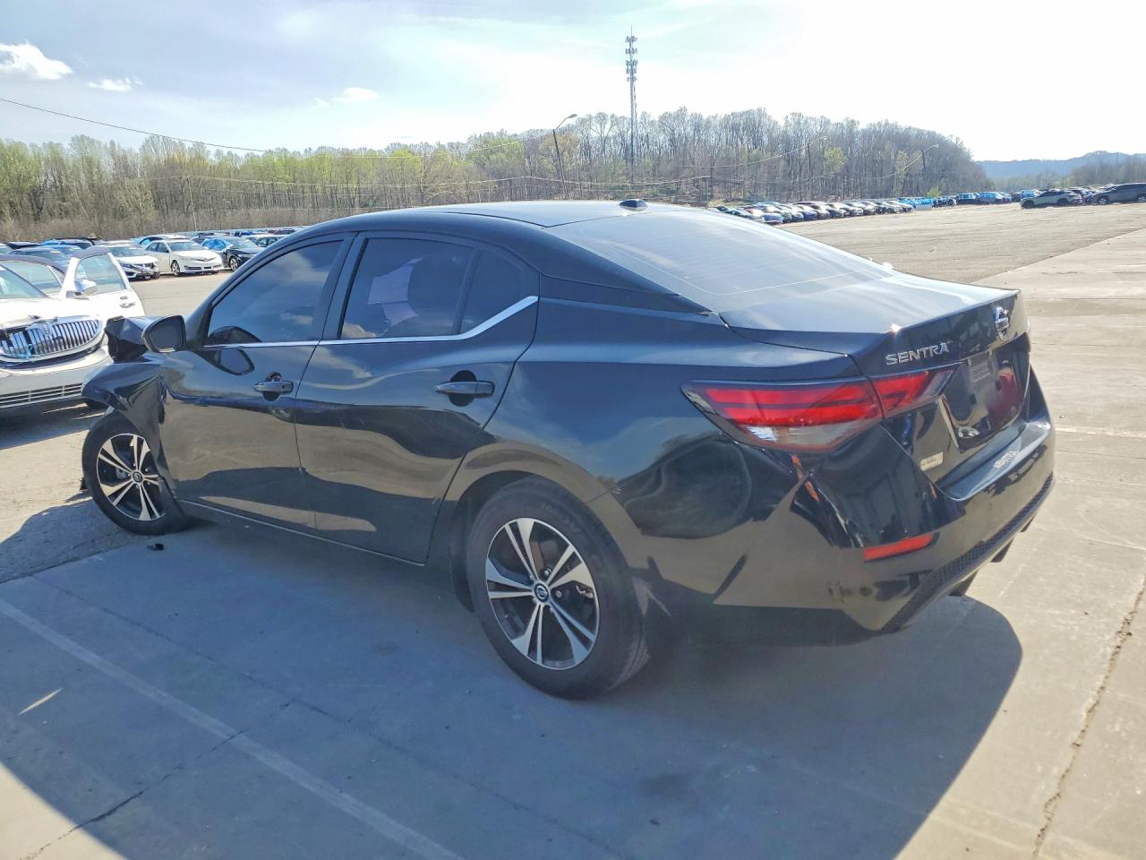 2022 NISSAN SENTRA SV photo 3