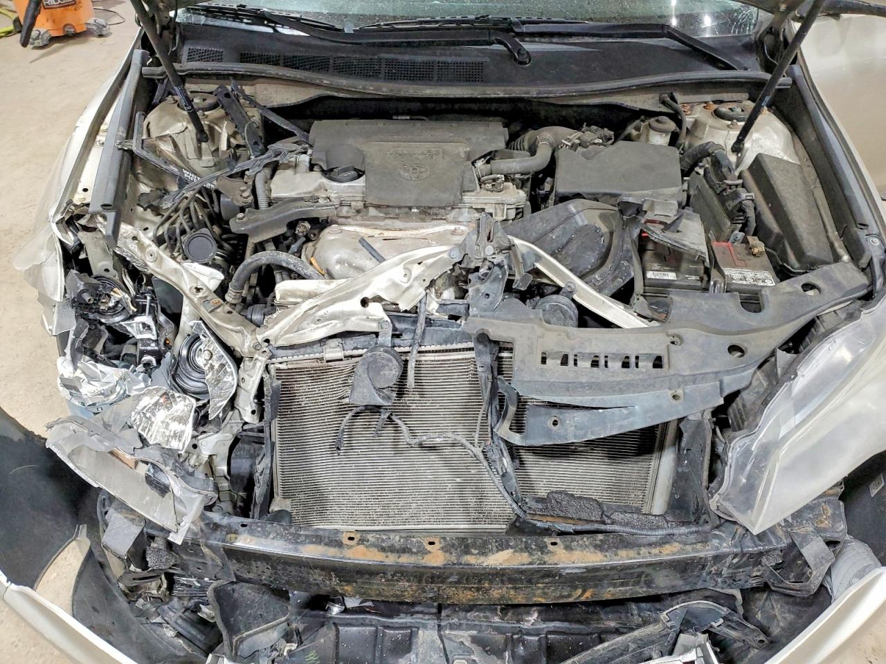 2017 TOYOTA CAMRY SE photo 31