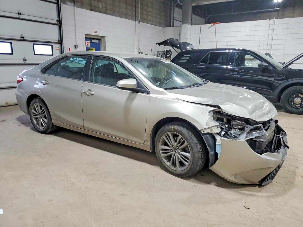 2017 TOYOTA CAMRY SE photo 10