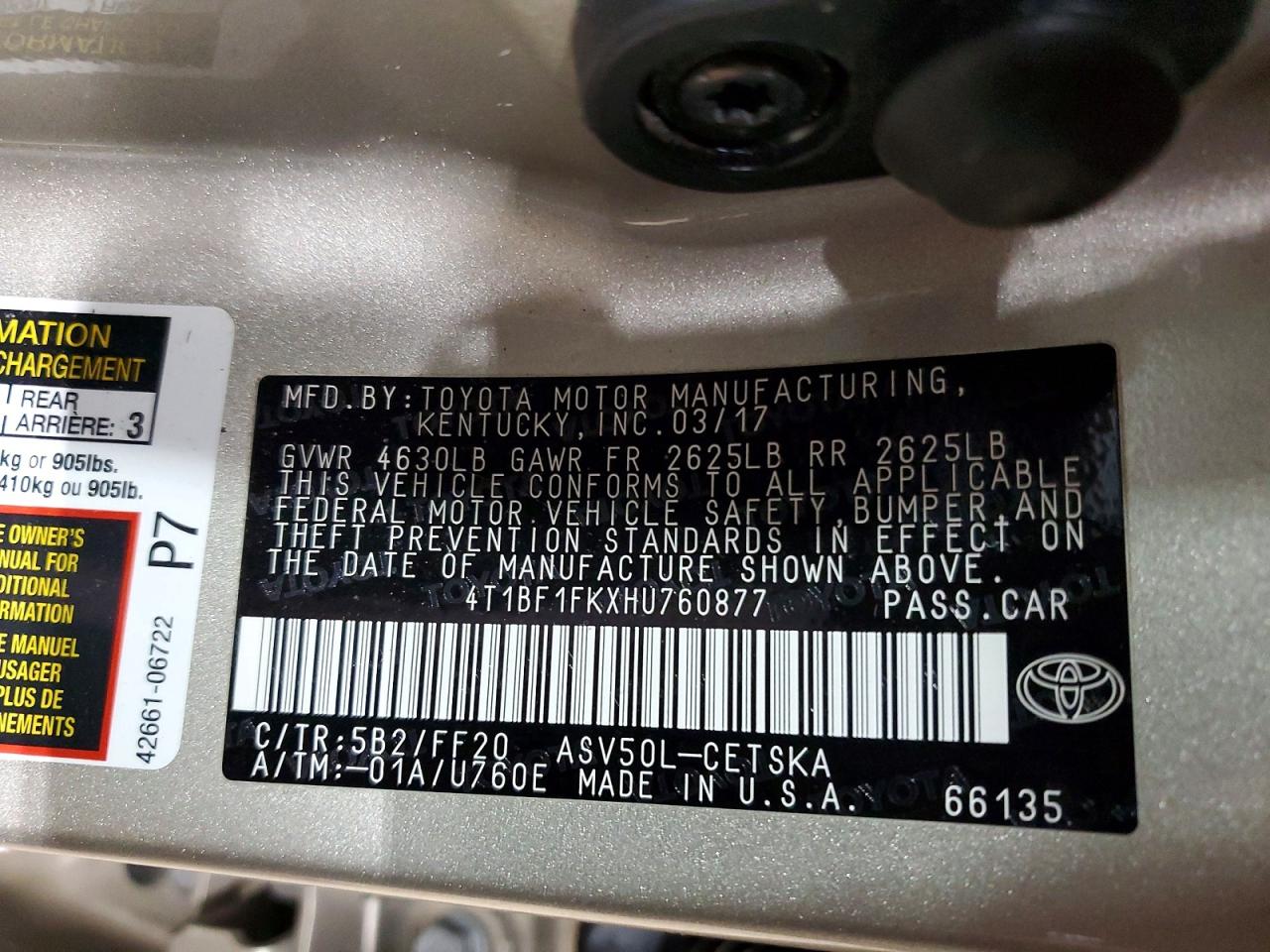 2017 TOYOTA CAMRY SE photo 34