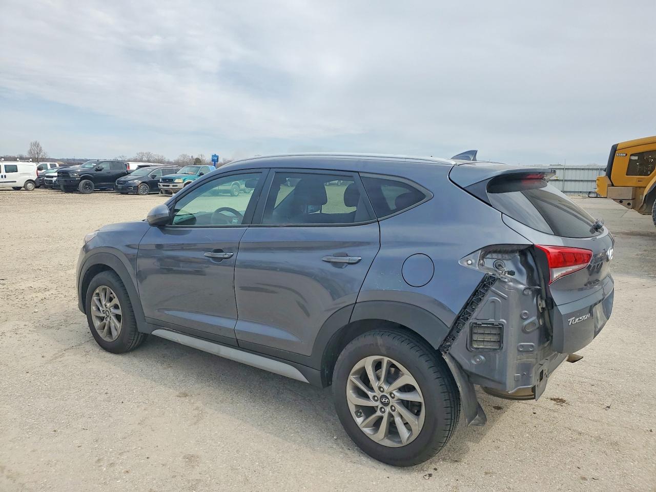 2018 HYUNDAI TUCSON SEL photo 4
