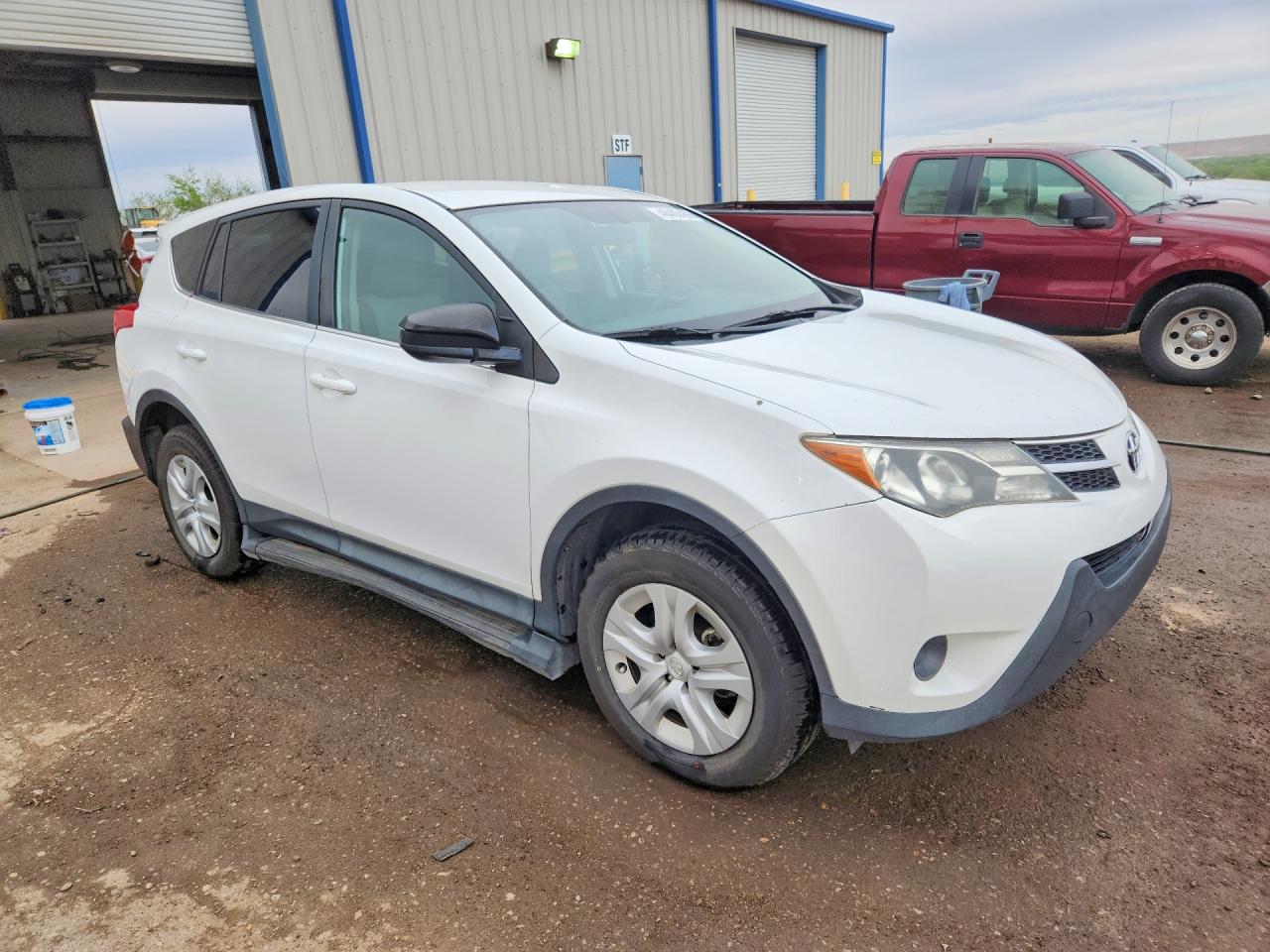 2015 TOYOTA RAV4 LE photo 7