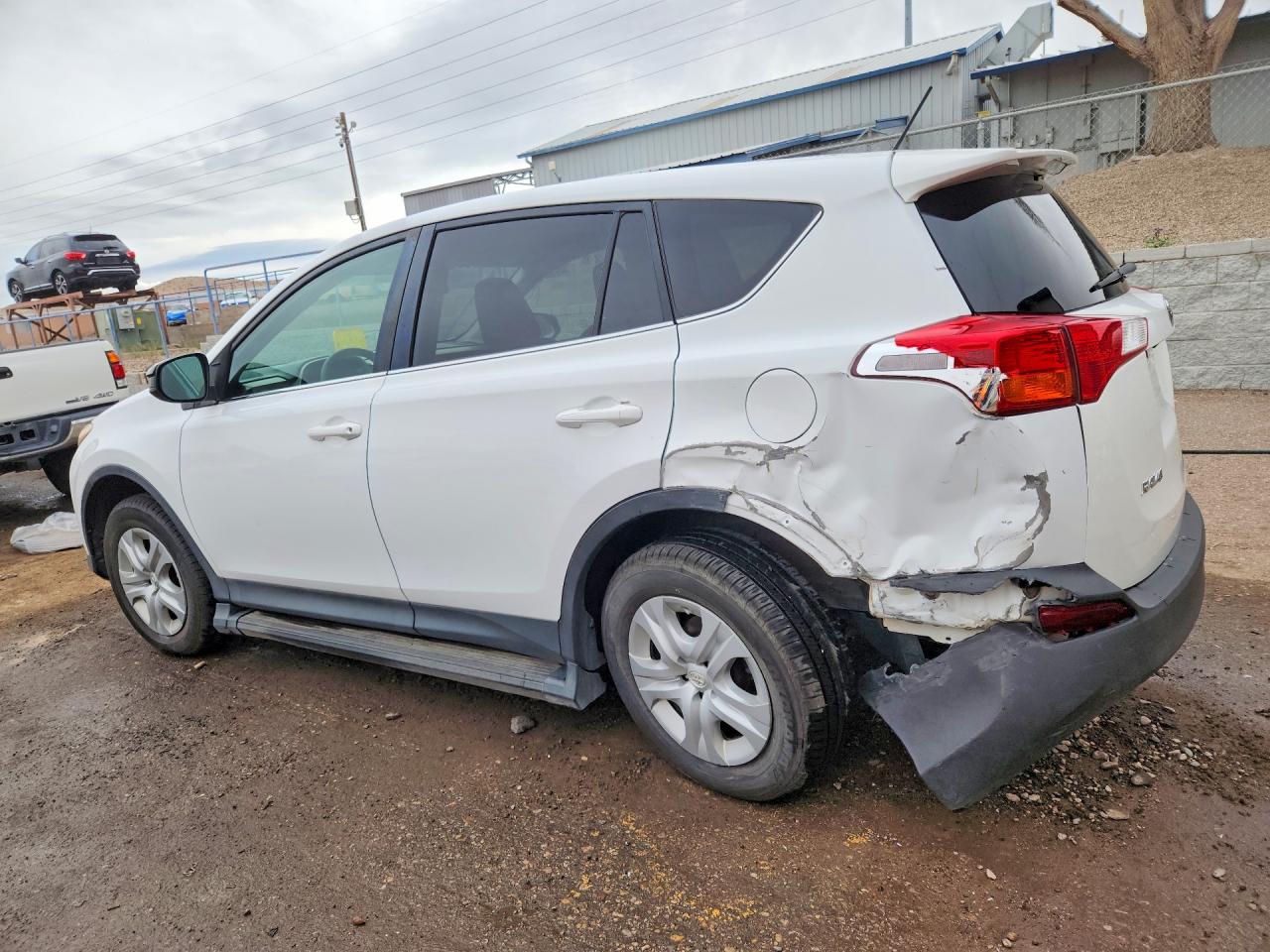 2015 TOYOTA RAV4 LE photo 3