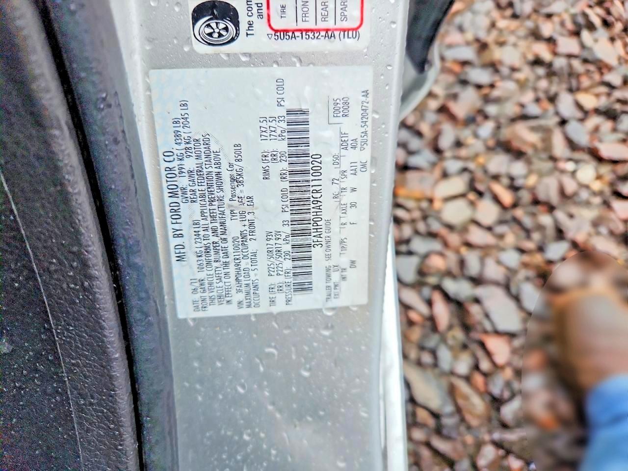 2012 FORD FUSION SE photo 23