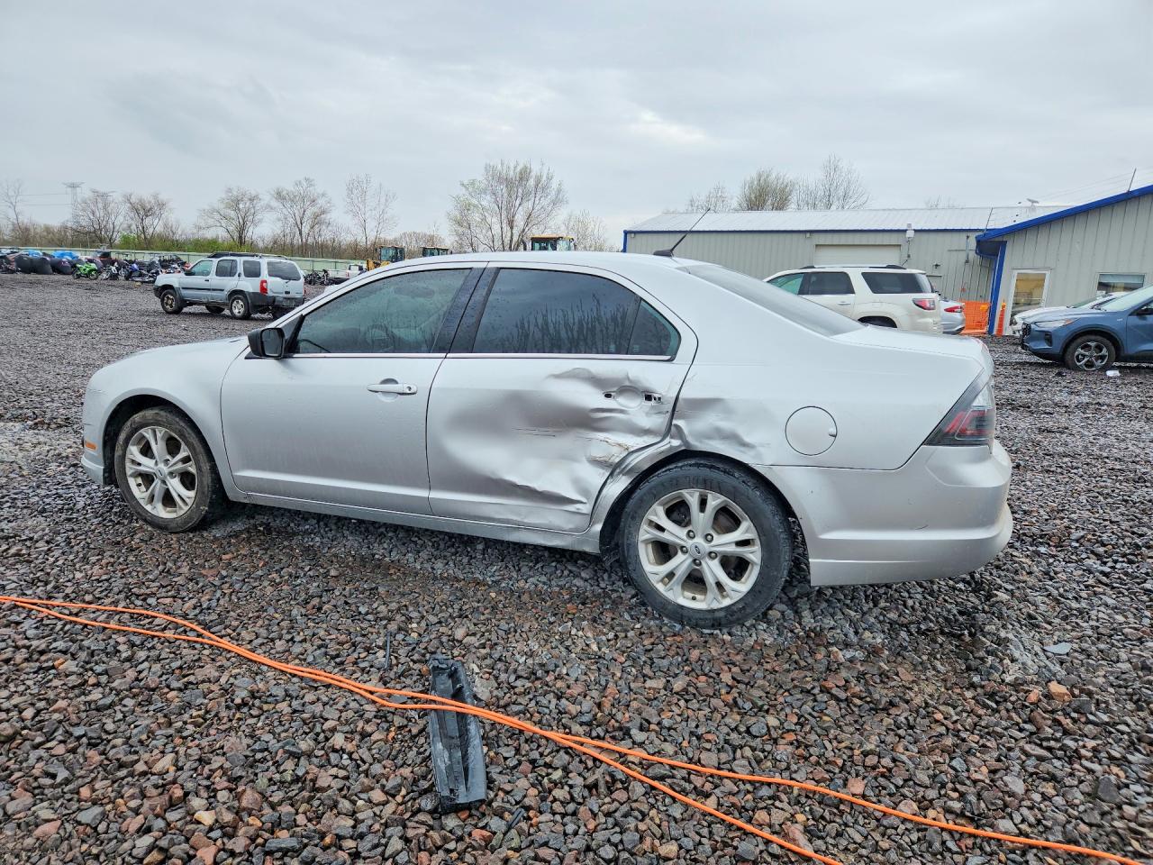 2012 FORD FUSION SE photo 3