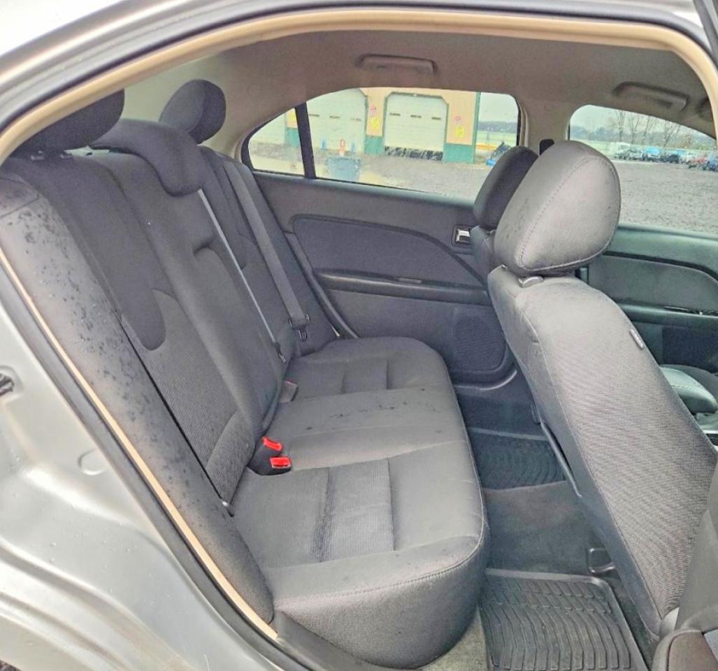 2012 FORD FUSION SE photo 19