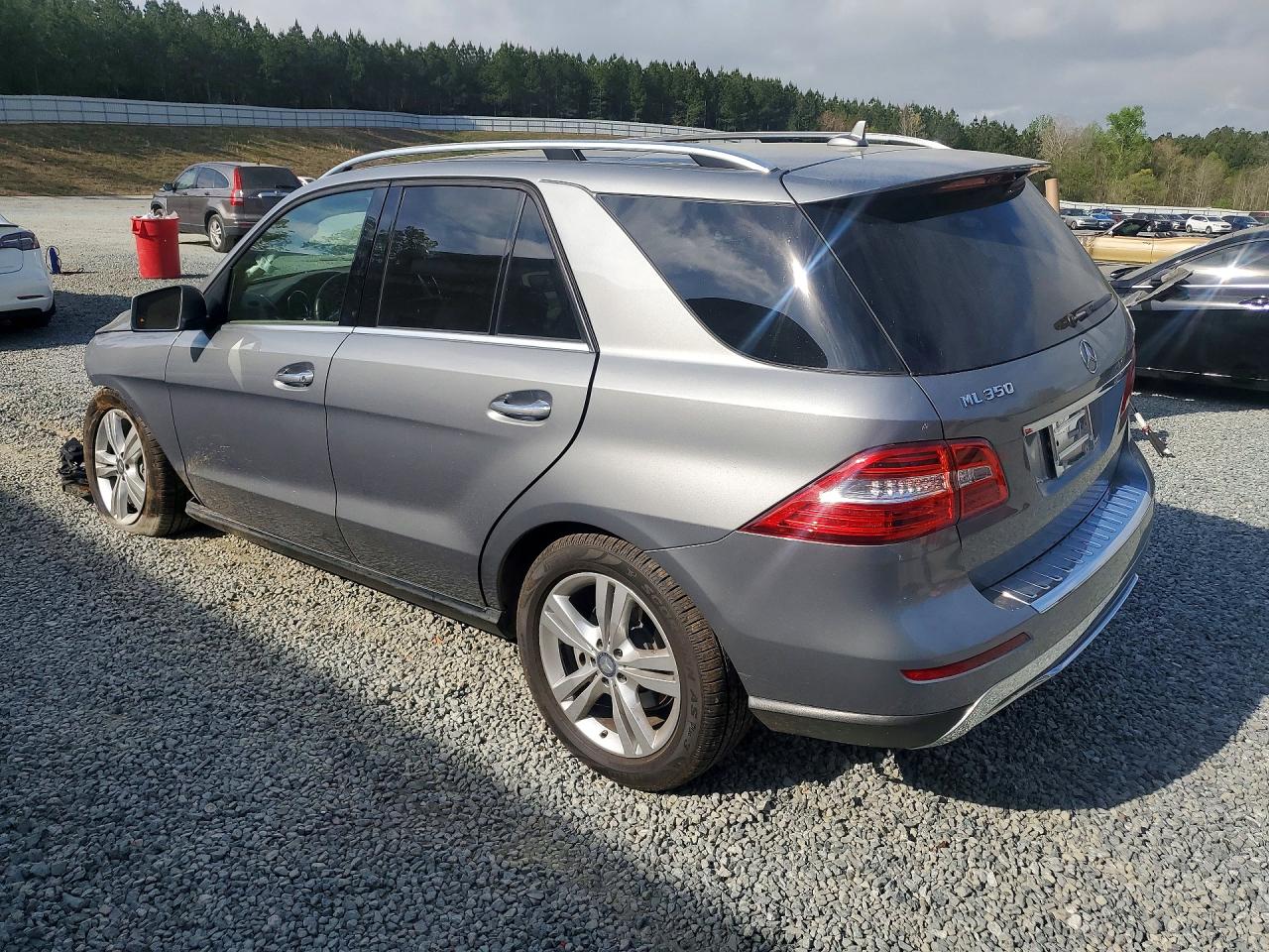 2015 MERCEDES-BENZ ML 350 photo 3