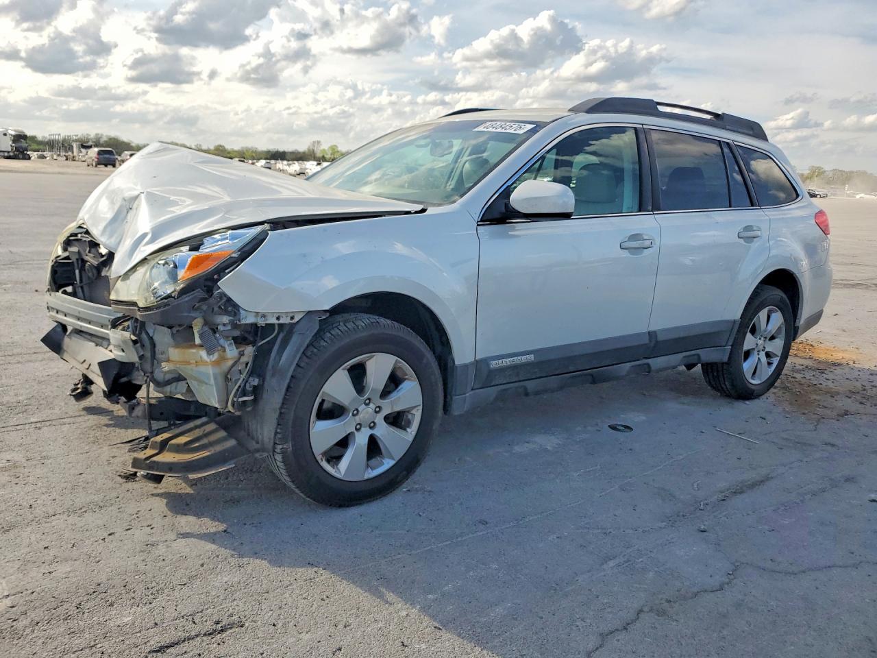 2011 SUBARU OUTBACK