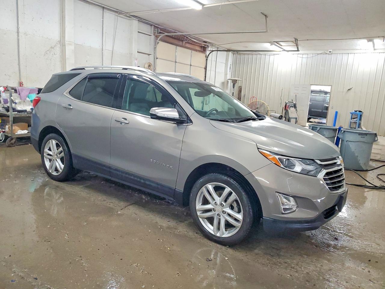 2018 CHEVROLET EQUINOX PREMIER photo 10