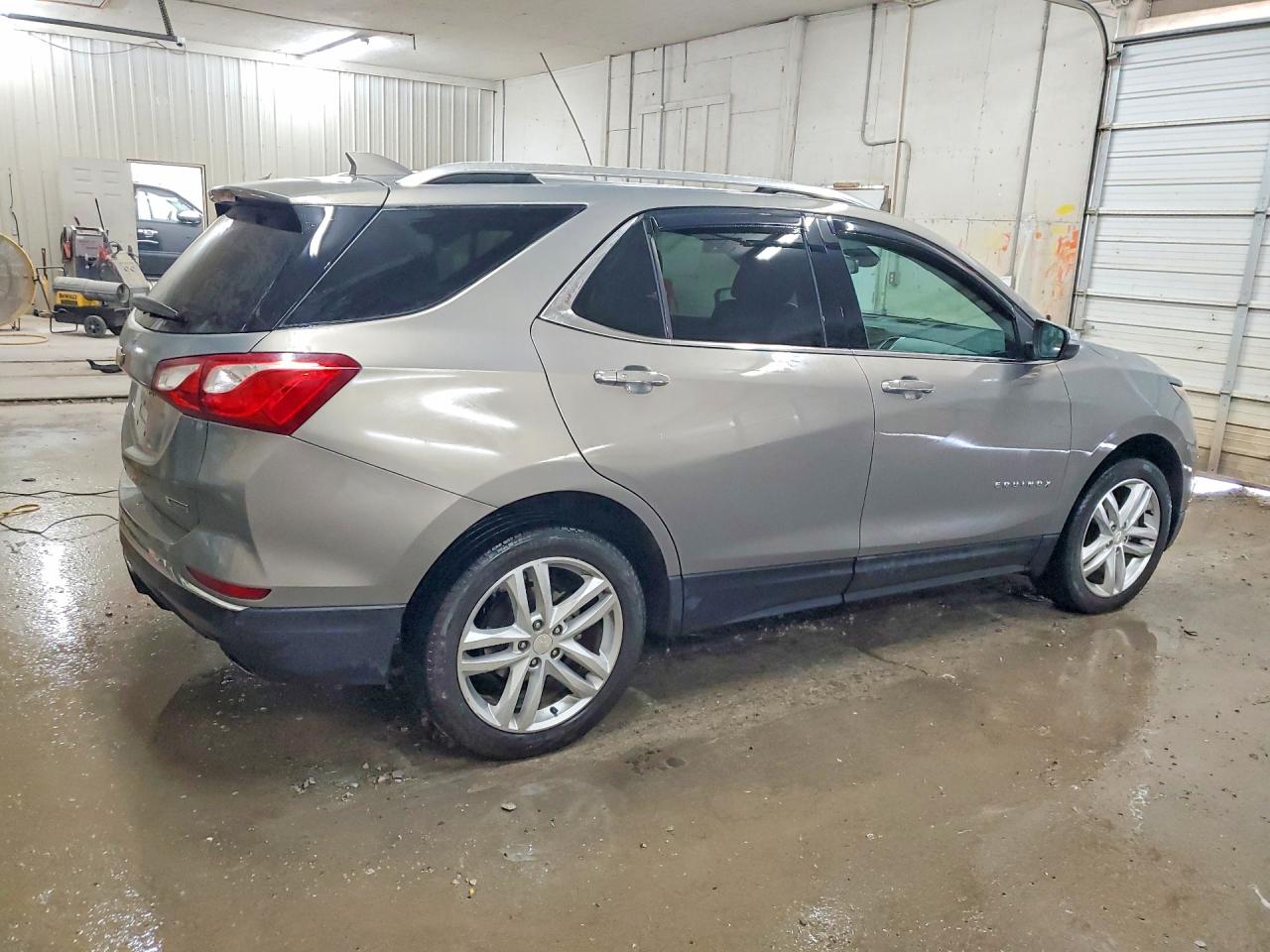 2018 CHEVROLET EQUINOX PREMIER photo 7