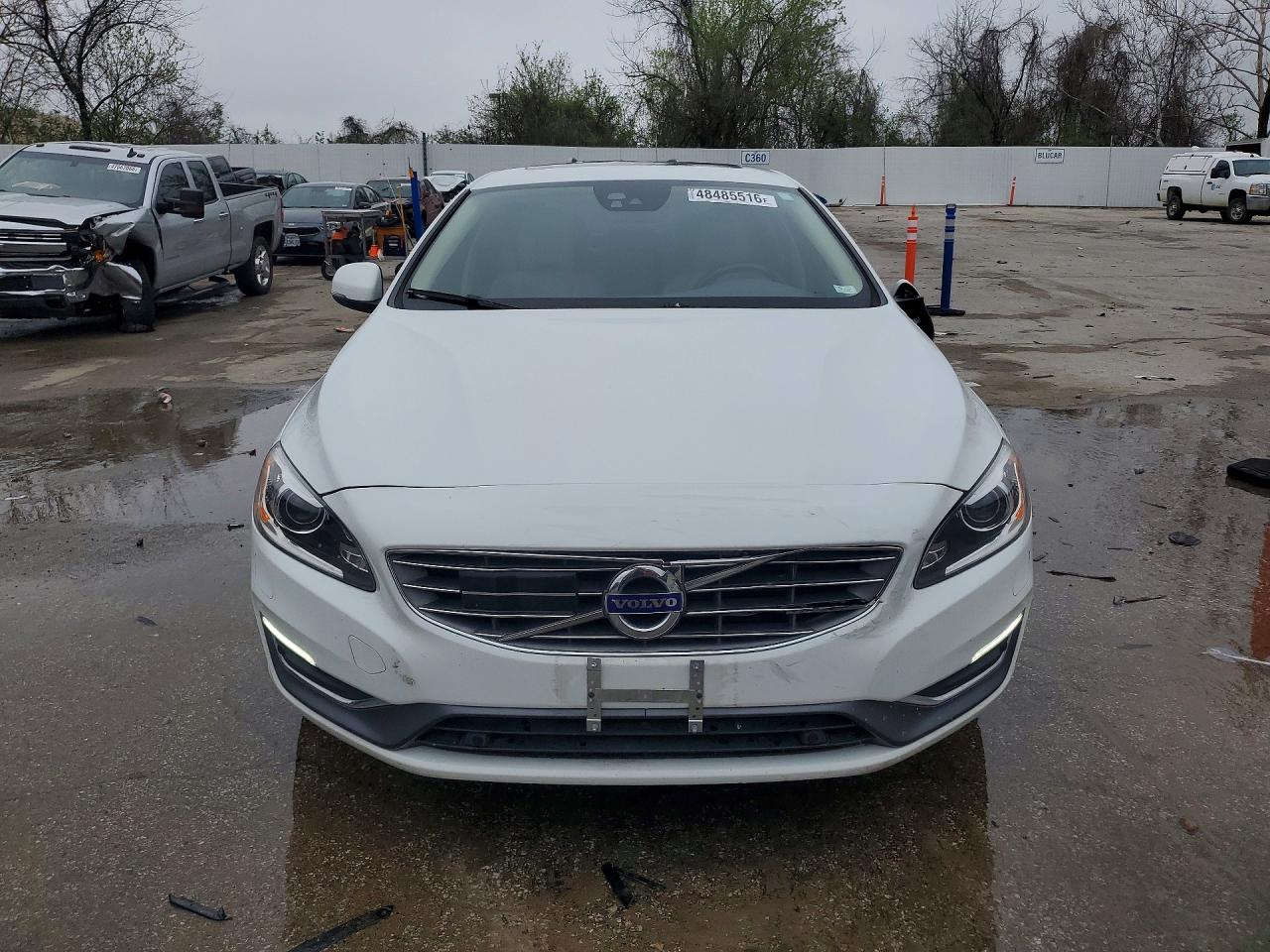 2018 VOLVO S60 PLATINUM photo 9